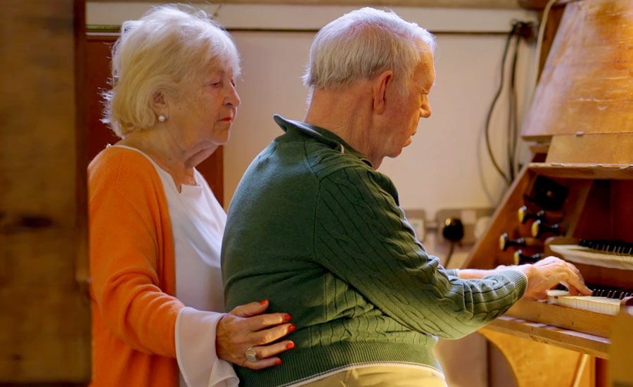 Brians Plays The Organ Manor Barn Care Home